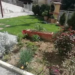 Stari Grad Apartment-Free Parking