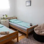 Stari Grad Apartment-Free Parking